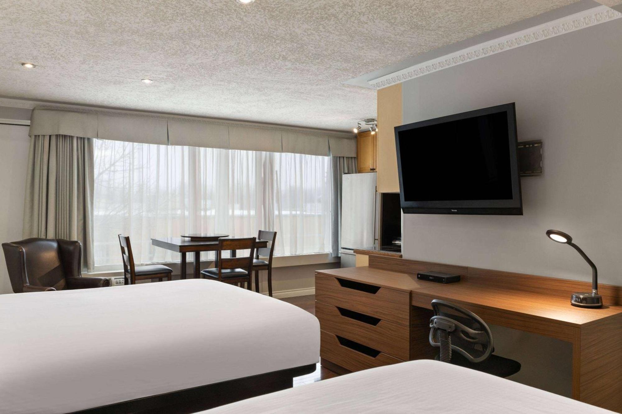 Baymont By Wyndham Edson Hotel Ngoại thất bức ảnh